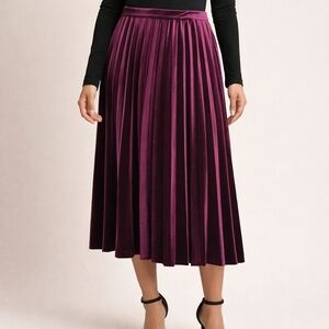 Soft Texture Pleated Velvet Midi Skirt Burgundy Womens Size M Moody Elegance
